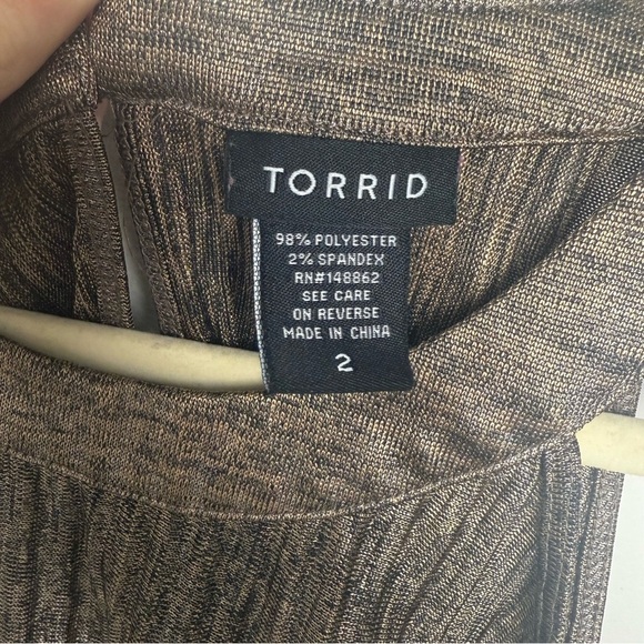 Torrid Size 2X High Neck Metallic Knit Bronze Gold Pleated Tank Casual Layering - Picture 9 of 9